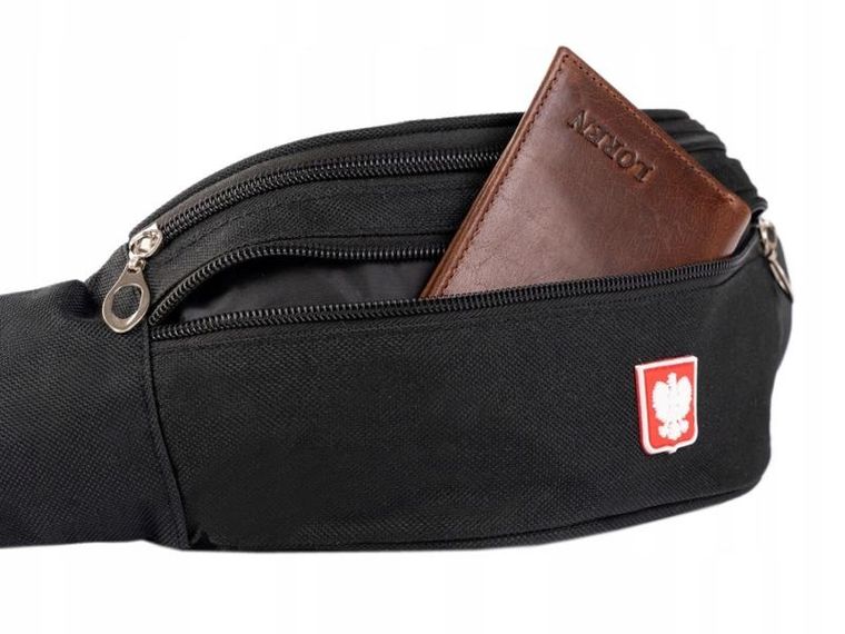 Saszetka na biodro, nerka, czarna