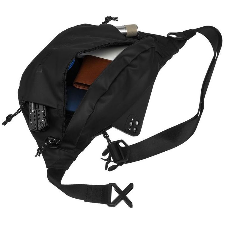 Saszetka na biodro, nerka, czarna, Peterson