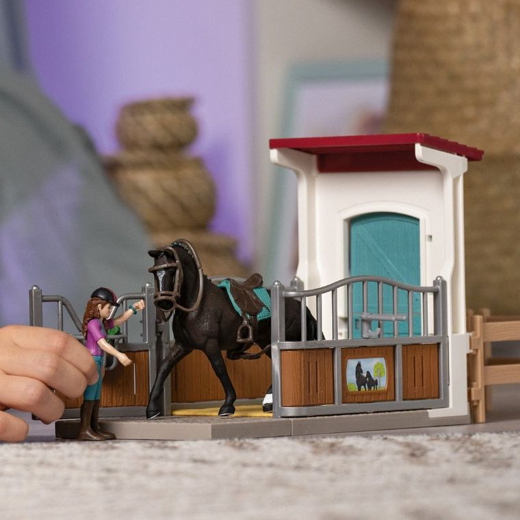 Schleich, Horse Club, Boks dla koni: Lisa i Storm, zestaw, 42709