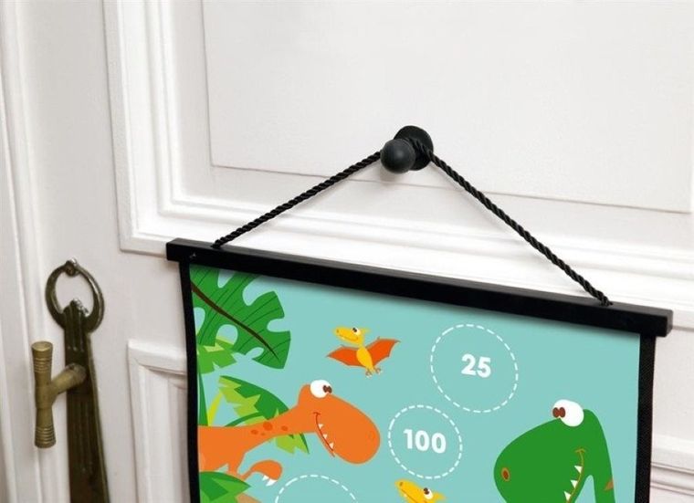 Scratch, Start To Dart, rzutki, świat dinozaurów