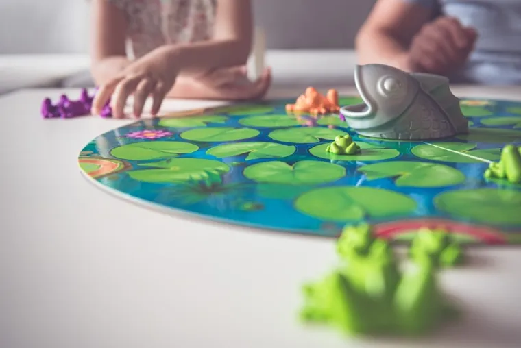 Smart Games, Żabki, gra logiczna