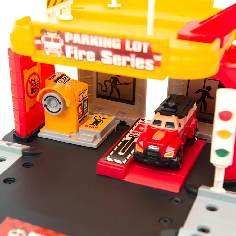 Smiki, Straż pożarna, parking z 2 pojazdami, zestaw