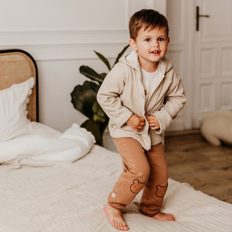 Spodnie dresowe chłopięce, beżowe, Eevi