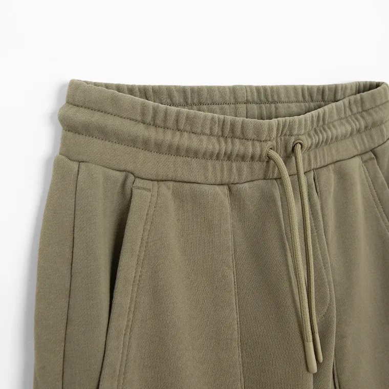 Spodnie dresowe khaki cargo regular NOWEAR