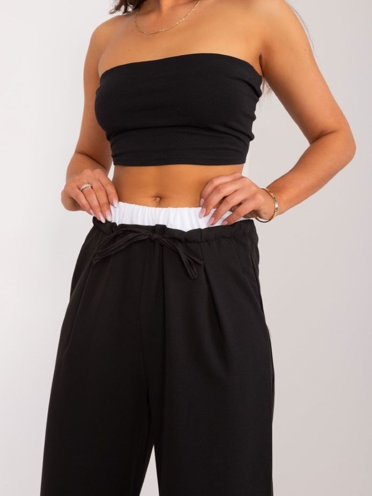 Spodnie materiałowe damskie, czarne, Italy Moda