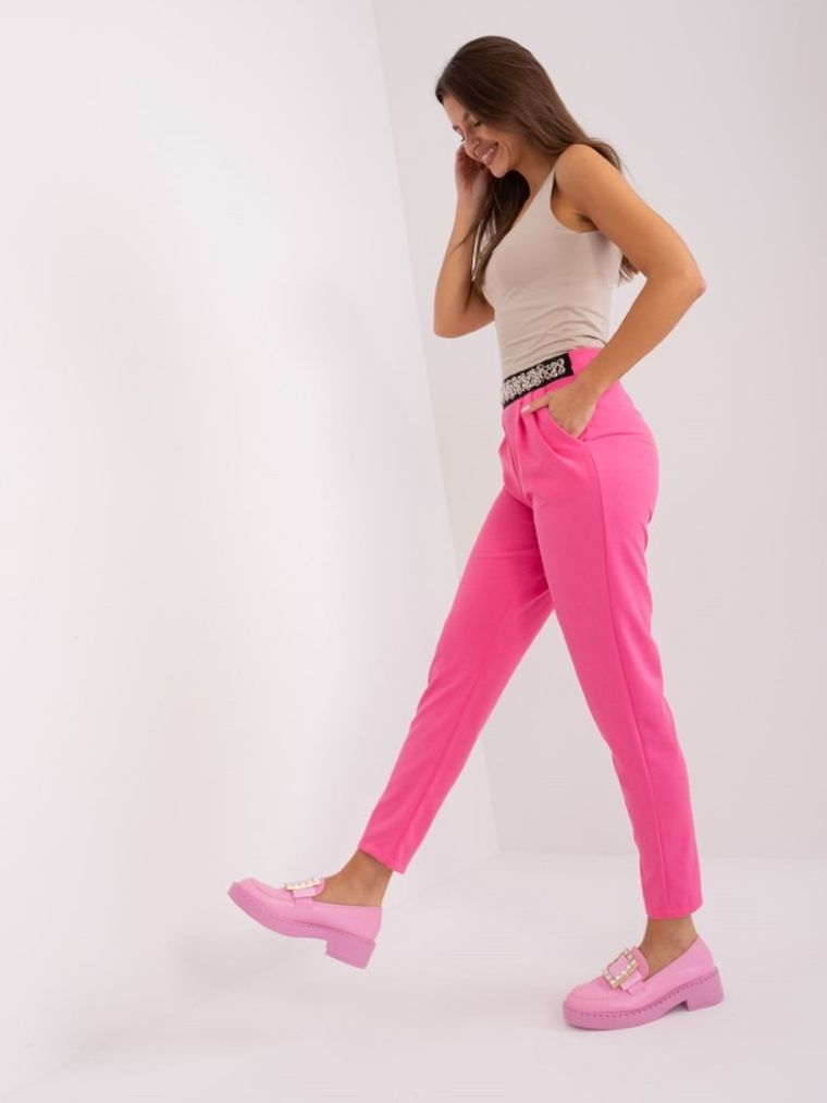 Spodnie materiałowe damskie, różowe, Italy Moda