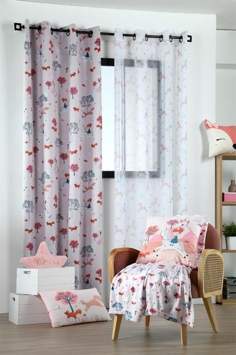 Stof, poduszka dla dziecka, Cyrielle, różowa, 30-50 cm