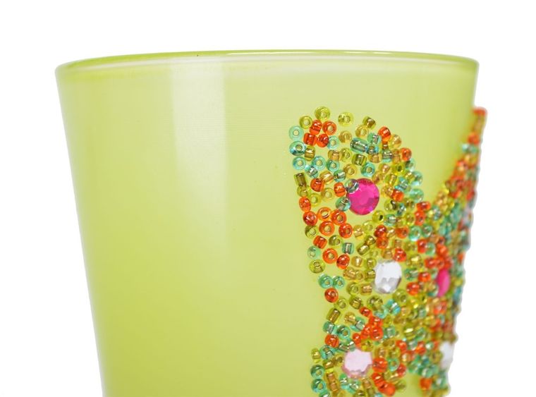 Świecznik szklany, żółty z motylkiem