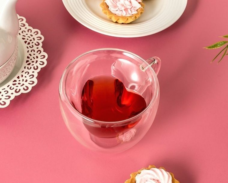 Szklanka z podwójnym dnem, serce