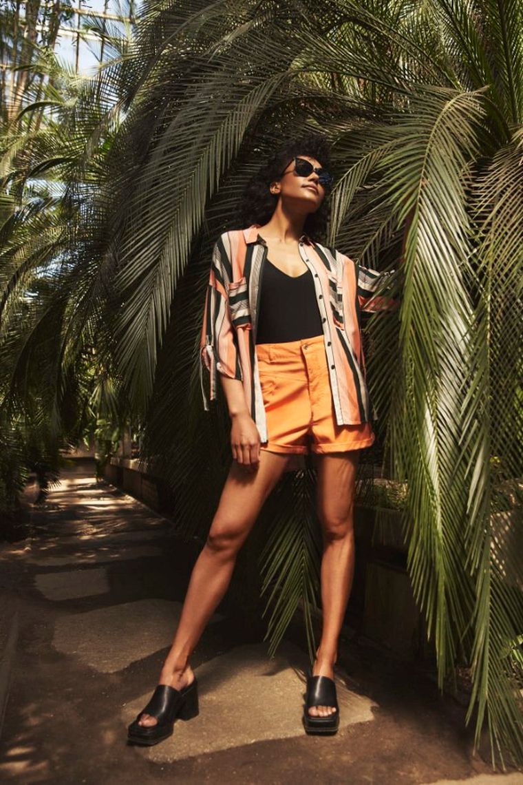 Szorty damskie, pomarańczowe, Moodo