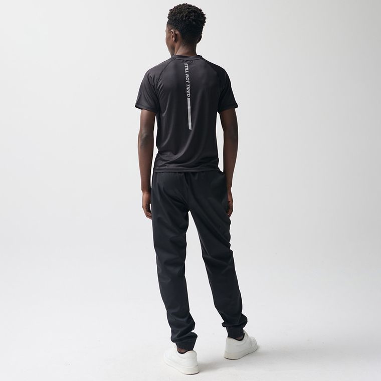 T-shirt treningowy z technologią Cool Dry NOWEAR