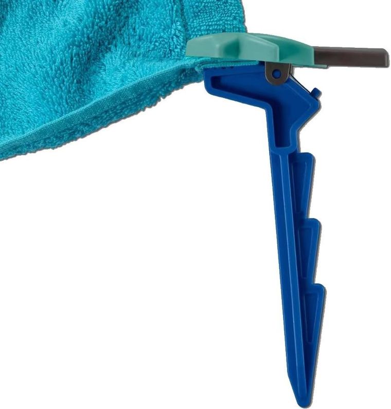 Tchibo, śledzie do ręcznika plażowego, niebieskie palmy, 4 szt.