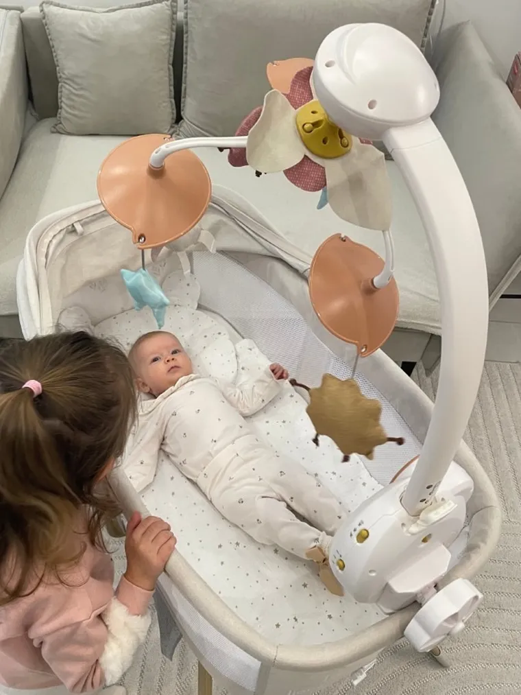 Tiny Love, Kraina Jednorożca, karuzela interaktywna