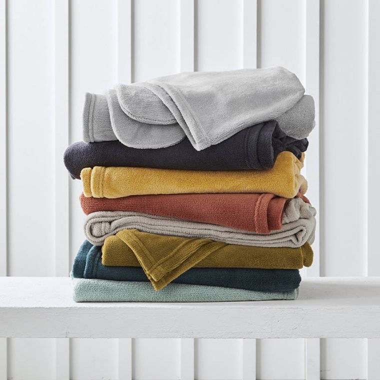 Today, koc z rękawami i kapturem, Essential, uniwersalny rozmiar, 115-165 cm