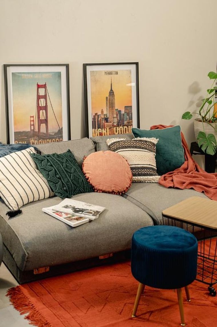 Today, poduszka z pomponami, Dotted line, bawełniana, 45-45 cm