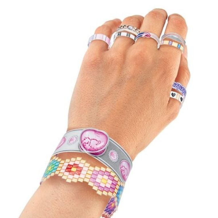 Top Model, Bling Bling, kolorowanka z zestawem do robienia biżuterii