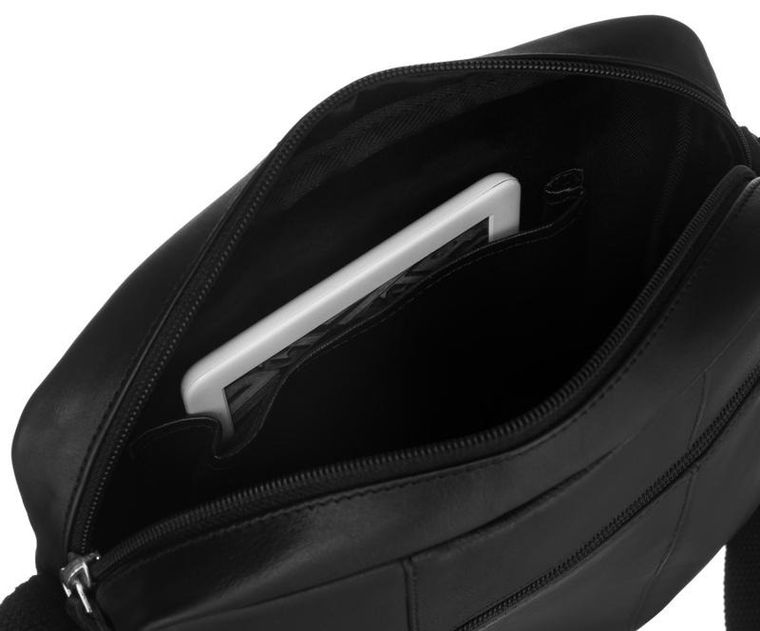 Torebka listonoszka, czarna, skórzana, Peterson