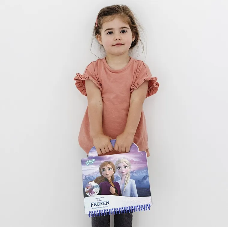 Totum, Kraina Lodu, kreatywny szkicownik z naklejkami i akcesoriami