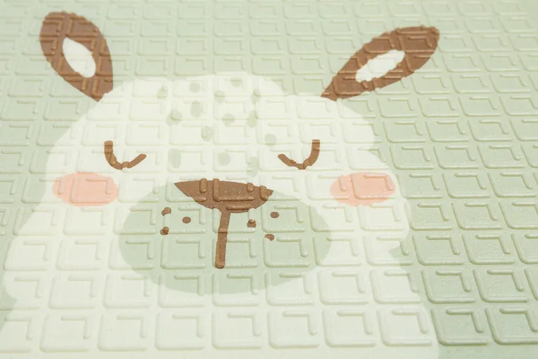 Toyz, mata wielofunkcyjna, lamy