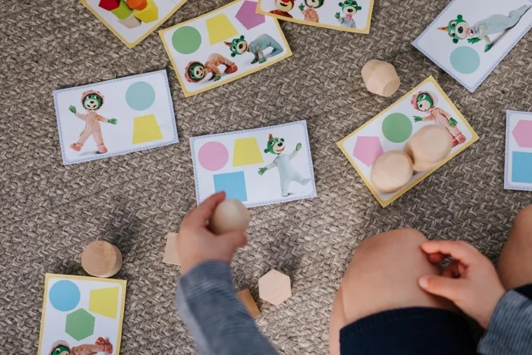 Trefl, Bobaski i Miś, O!Klocki, Pasowanki Baby, edukacyjne klocki, 15 elementów