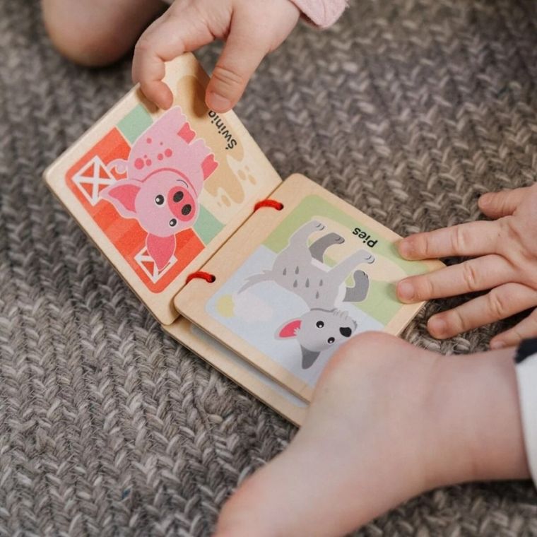 Trefl, Bobaski i Miś, Poznaj zwierzęta, drewniana książeczka