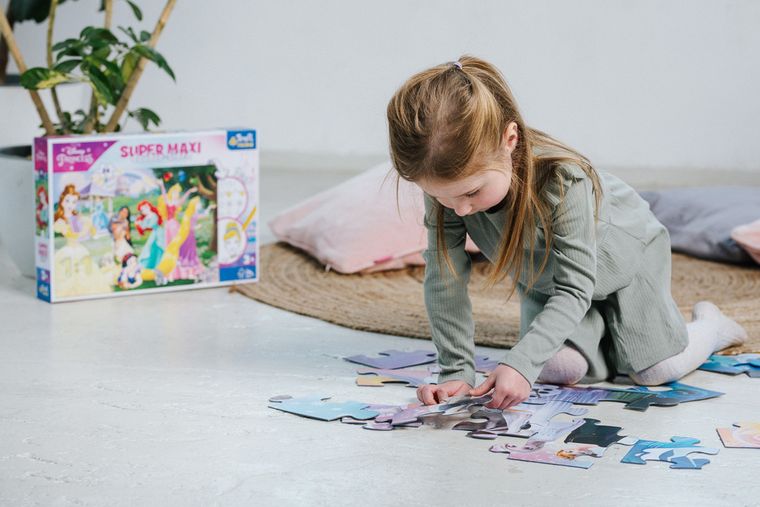 Trefl, Primo, Księżniczki Disneya, Wesołe Księżniczki, puzzle maxi, 24 elementy