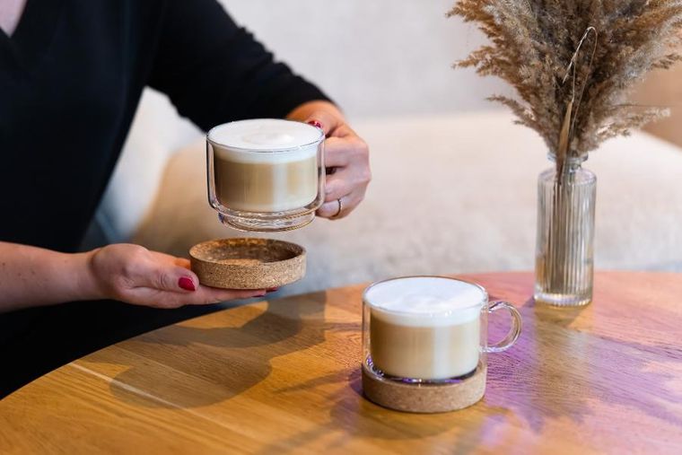 Vialli Design, komplet 2 szklanek z podwójną ścianką, 220 ml, Vilagio