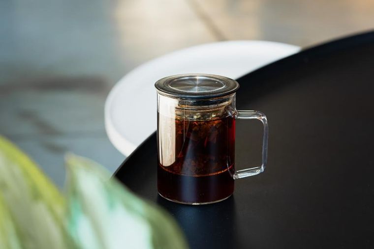 Vialli Design, szklanka z zaparzaczem, Diva, 300 ml