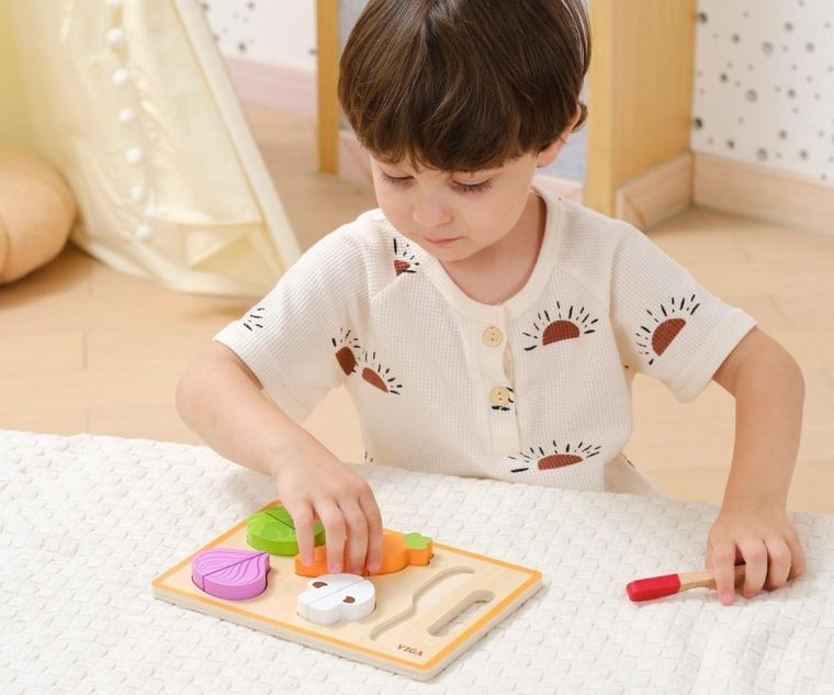 Viga, kolorowe warzywa do krojenia