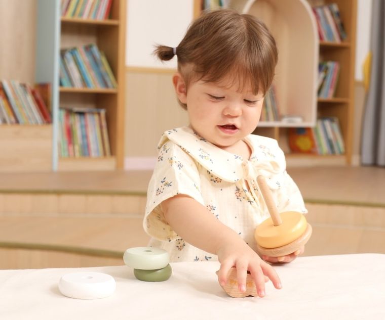 Viga, PolarB, drewniana wieża do układania, Ptaszek