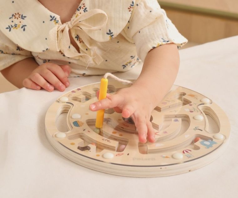 Viga, PolarB, drewniany labirynt magnetyczny, gra zręcznościowa