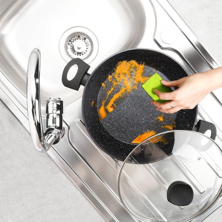 Vilde, Black line, patelnia granitowa głęboka ze szklaną pokrywką, 28 cm, 3,5 l