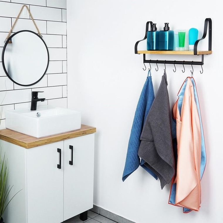 Vilde, półka ścienna z relingiem i haczykami, drewniana, 43-18-26 cm