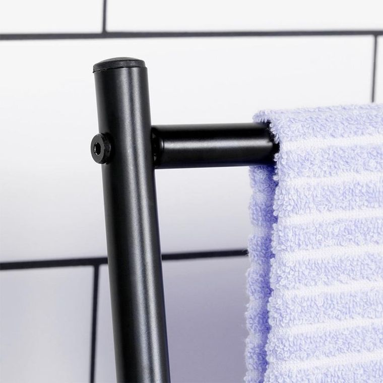 Vilde, wieszak na ręczniki stojący, metalowy, czarny