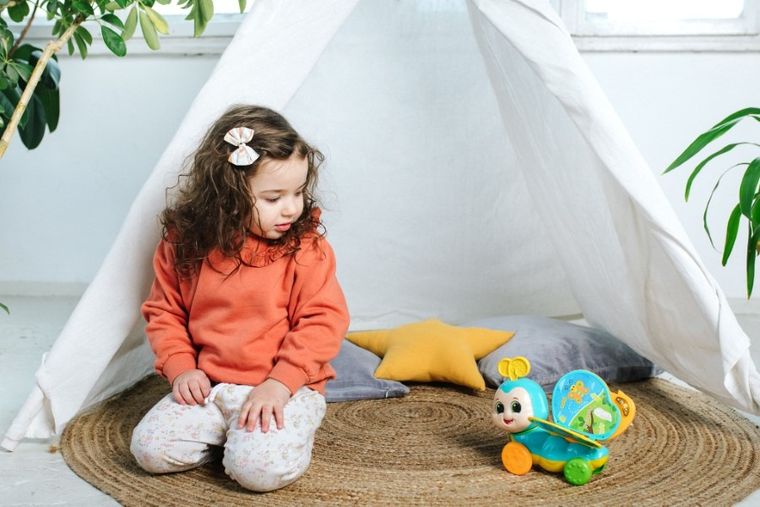 Vtech, Motylek Cyrylek, interaktywna zabawka do ciągnięcia