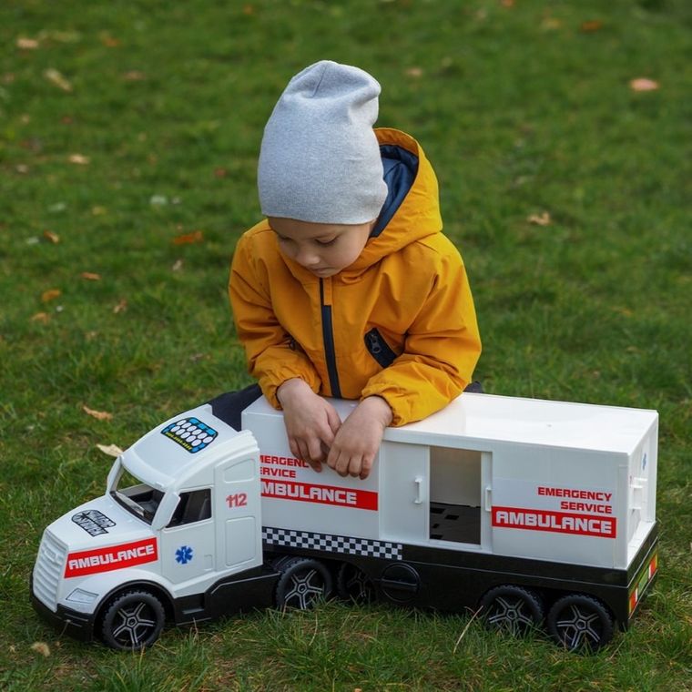 Wader, Magic Truck Action, ambulans, pojazd ratunkowy