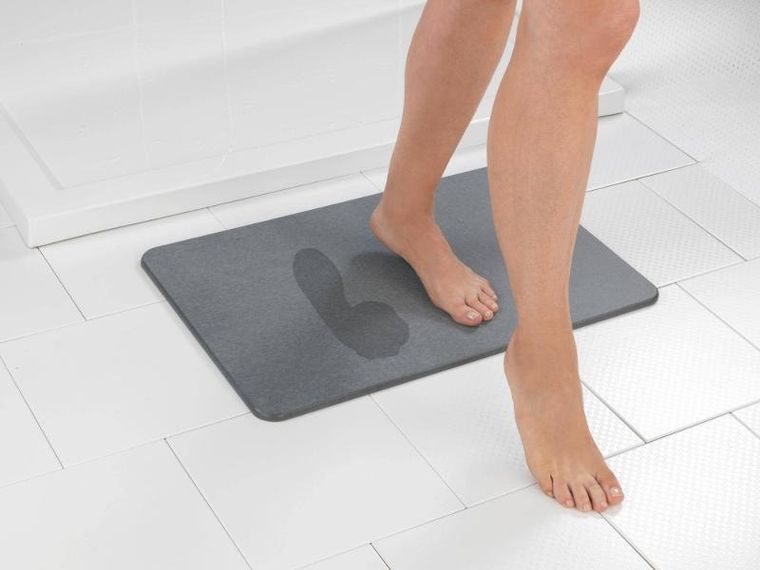 Wenko, dywanik łazienkowy, Simi, 60-39 cm