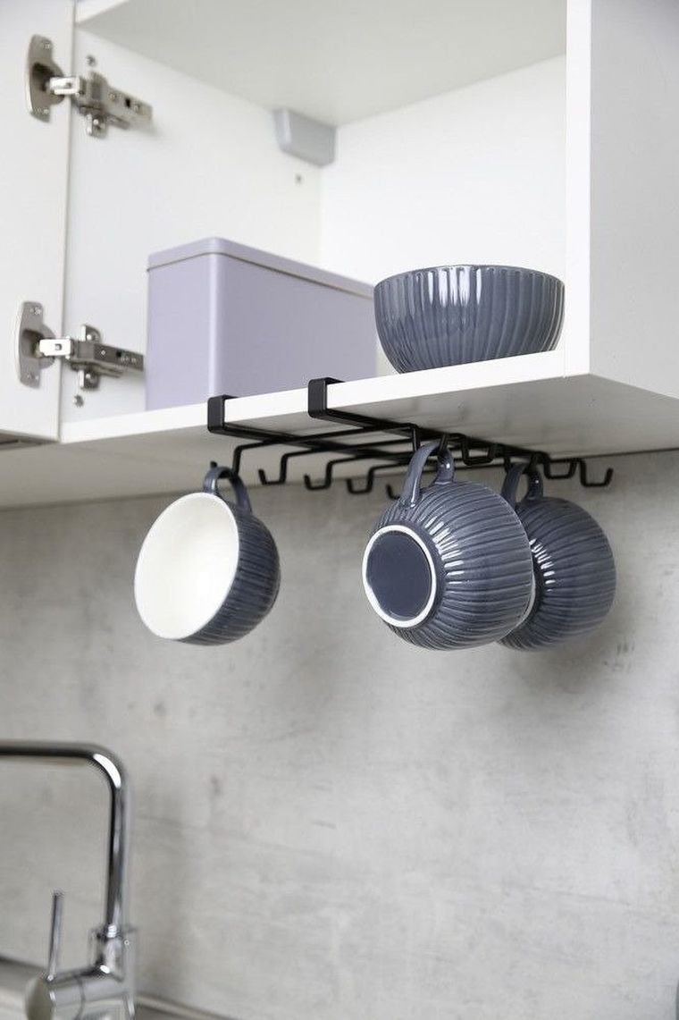 Wenko, uchwyt na kubki do szafki, 8 haczyków, czarny