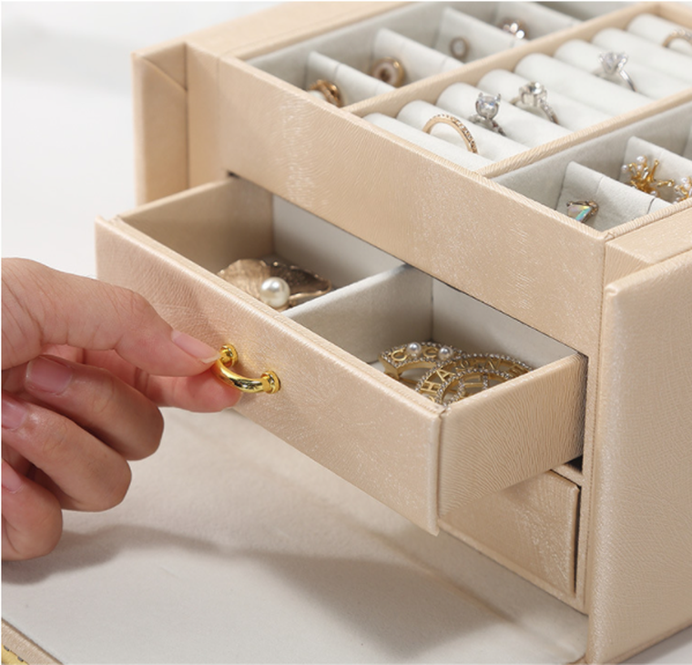 Wielopoziomowy kuferek na biżuterię, Lelani, beżowo-złota, rozmiar L