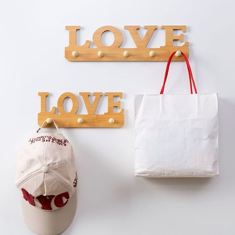 Wieszak wielofunkcyjny, LOVE