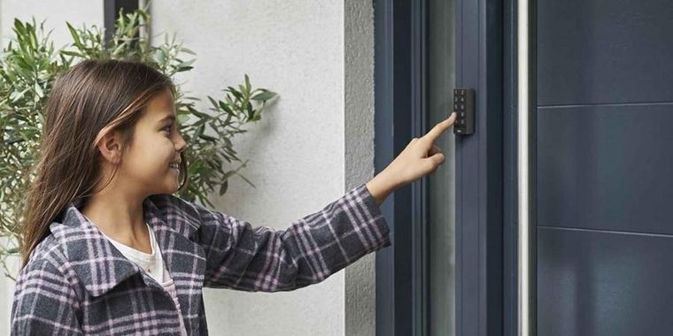 Yale, klawiatura do inteligentnego zamka, Linus Smart Keypad