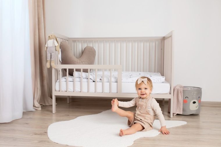 Yoonco, Timio, łóżeczko drewniane z barierką, białe