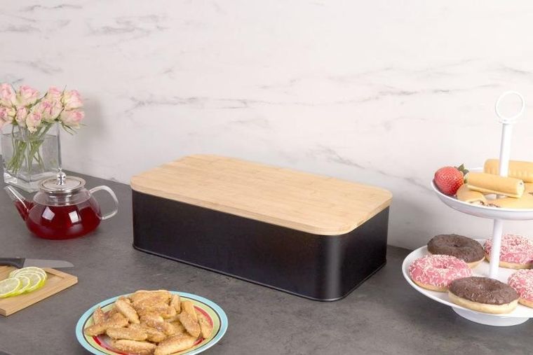 Zeller, metalowy chlebak z bambusową deską do krojenia, 2w1