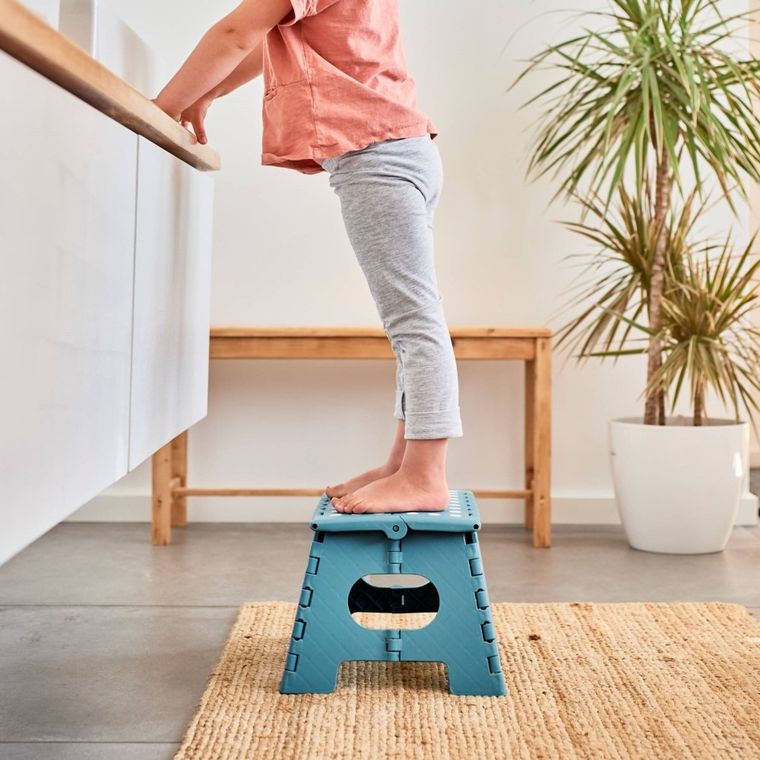 Zeller, składany stołek antypoślizgowy, 35-28-22 cm, morski