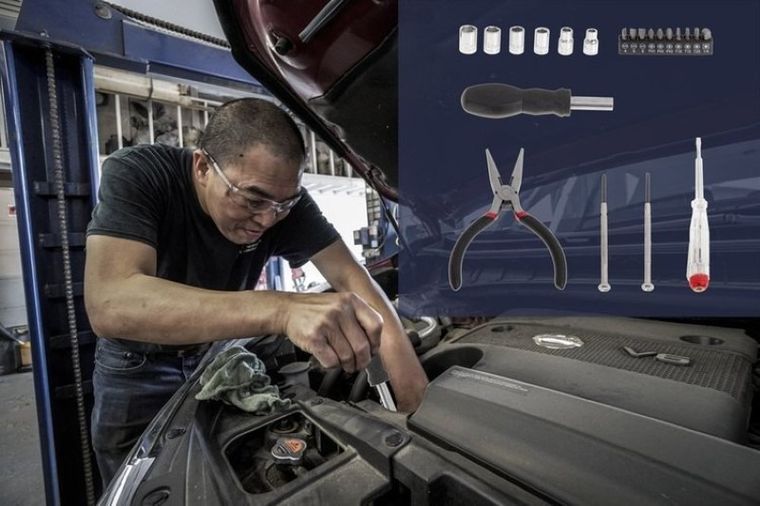 Zestaw narzędziowy, kanister