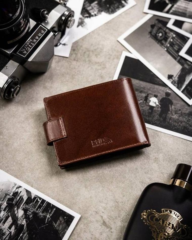 Zestaw: Portfel, Etui na karty, Brelok, brązowy, skórzany, RFID, Peterson