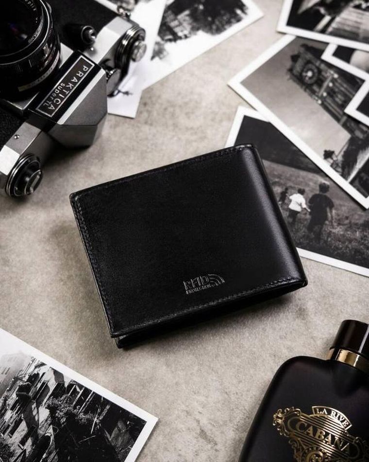 Zestaw: Portfel, Etui na karty, Brelok, czarny, skórzany, RFID, Peterson