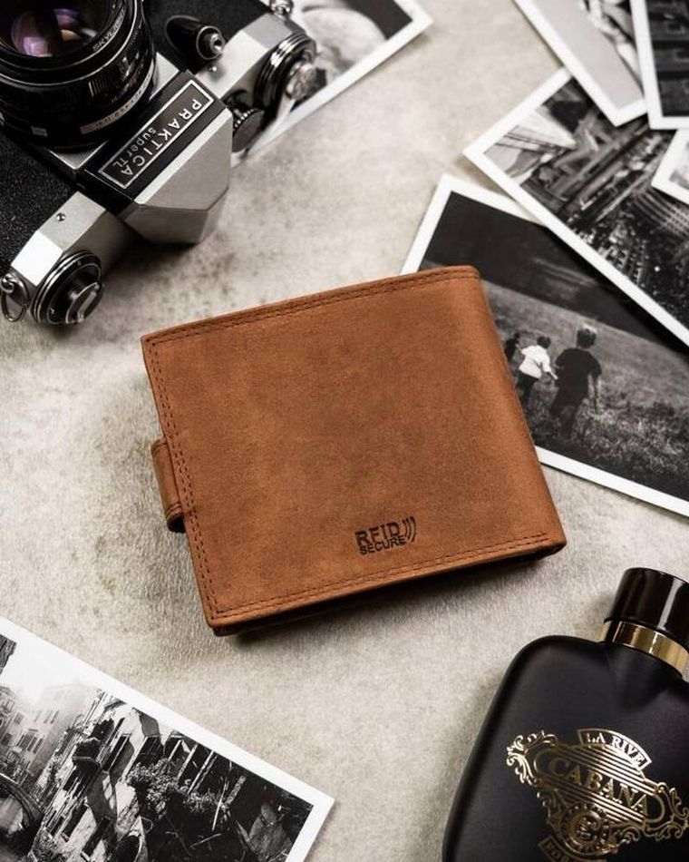 Zestaw prezentowy: Portfel, Brelok, brązowy, skórzany, RFID, Peterson