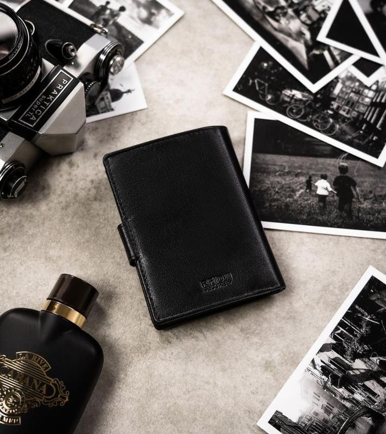 Zestaw prezentowy: Portfel, Brelok, czarny, skórzany, Peterson