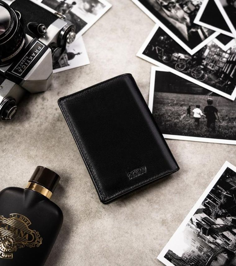 Zestaw prezentowy: Portfel, Brelok, czarny, skórzany, Peterson